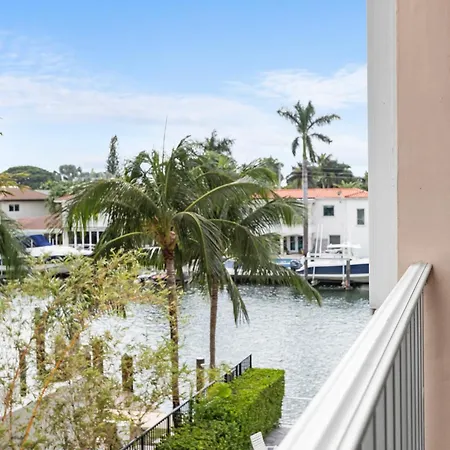 Bay Harbor Sunset Apt 3B Miami Beach Exterior photo